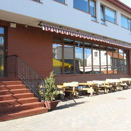 Aismares Hostel